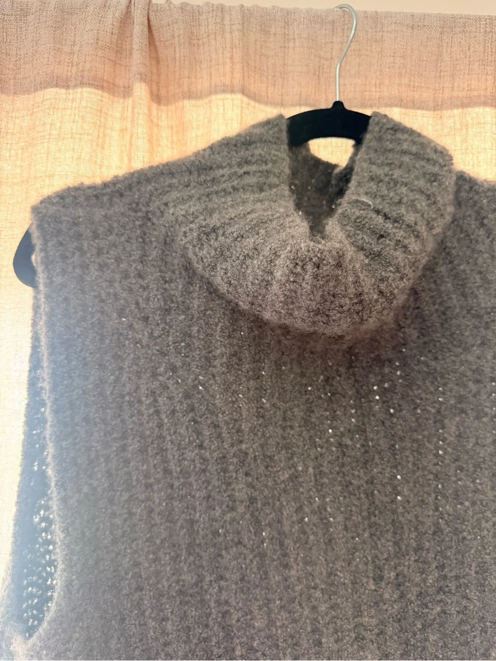 Vince Sleeveless Turtleneck Sweater Vest - Gray